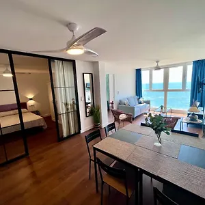 https://gatu-villa-esmeralda.es-andalucia.com