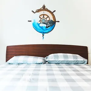 https://the-boat.quintano-roohotels.com